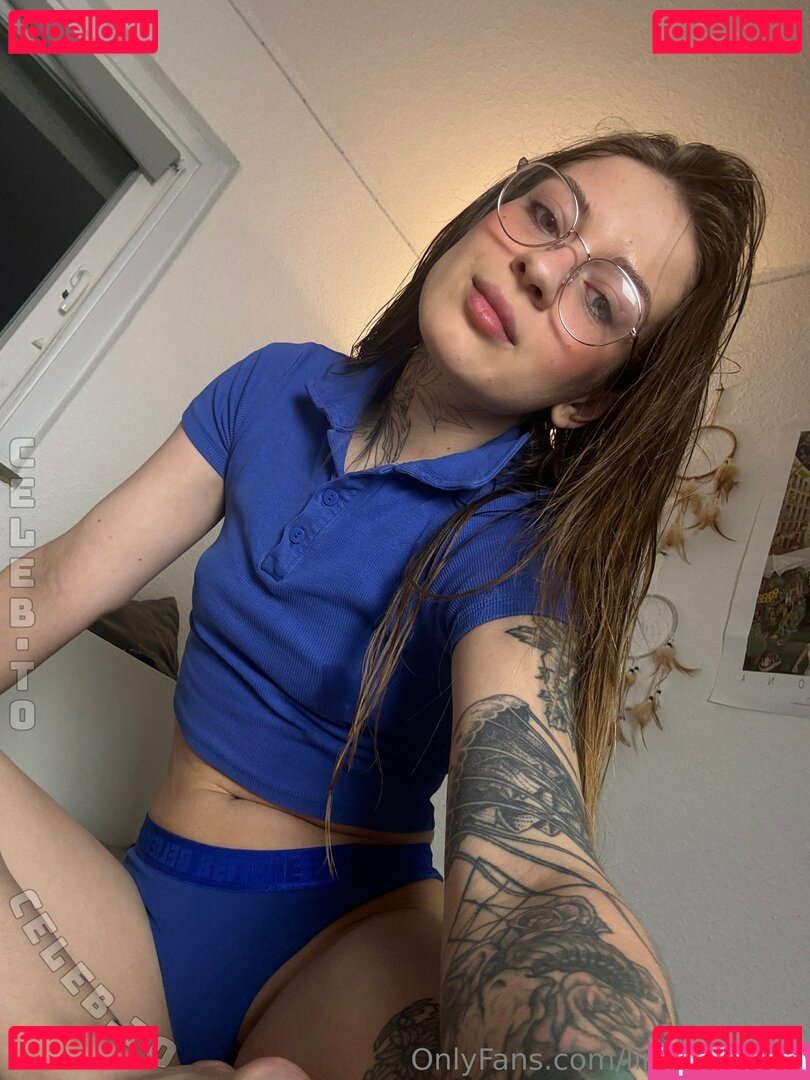 julianizza / juliap1zza / linamarino Onlyfans Photo Gallery 