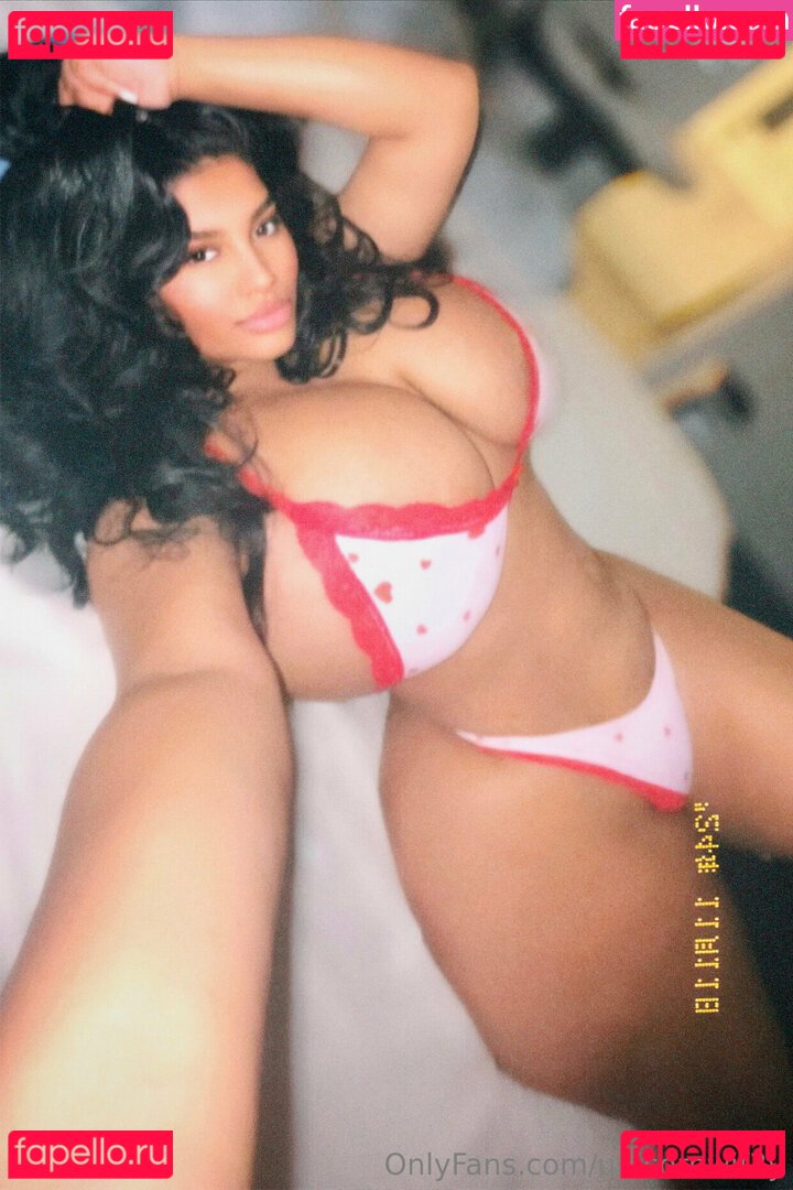 Unicornwif3y / chefaliiii Onlyfans Photo Gallery 