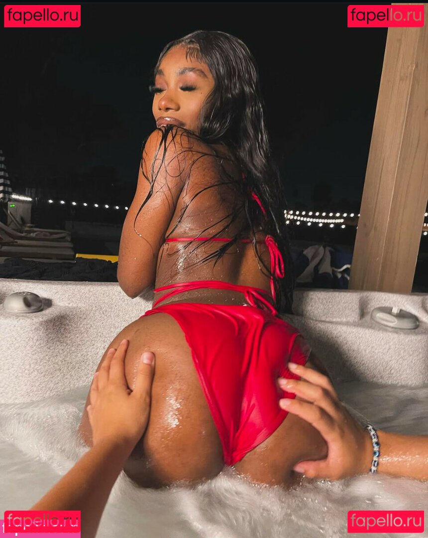 Neenah Brown / neenahbrownn