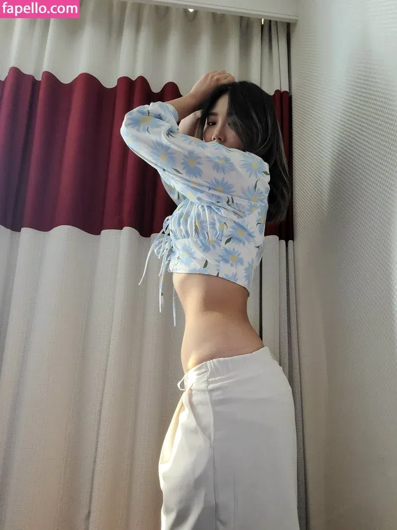 Yuggie_TV Onlyfans Photo Gallery 