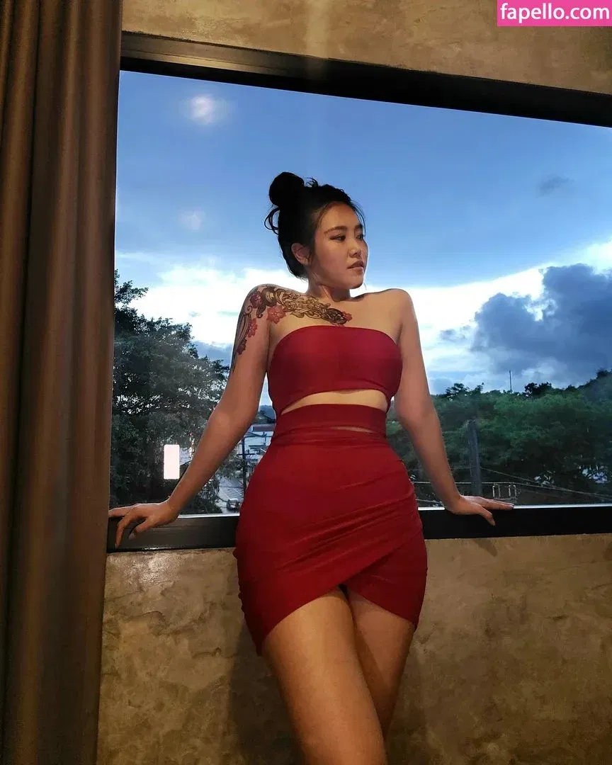 Yuggie_TV Onlyfans Photo Gallery 