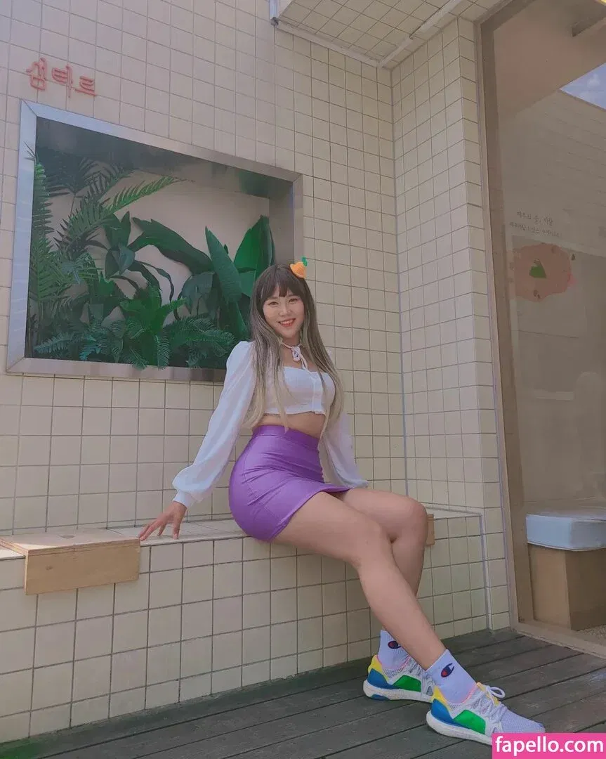 Yuggie_TV Onlyfans Photo Gallery 