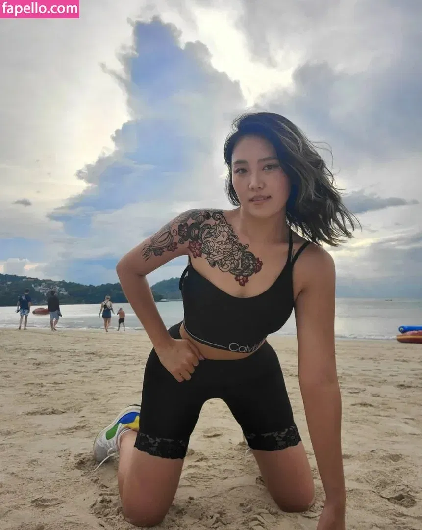 Yuggie_TV Onlyfans Photo Gallery 