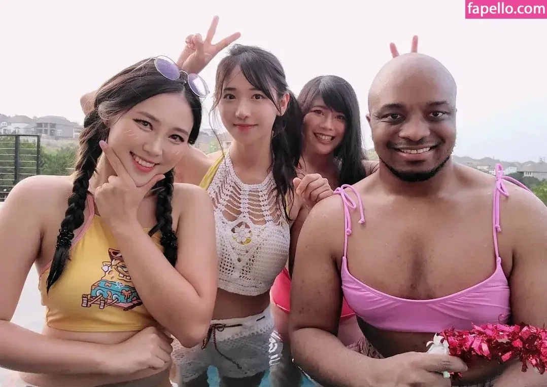 Yuggie_TV Onlyfans Photo Gallery 