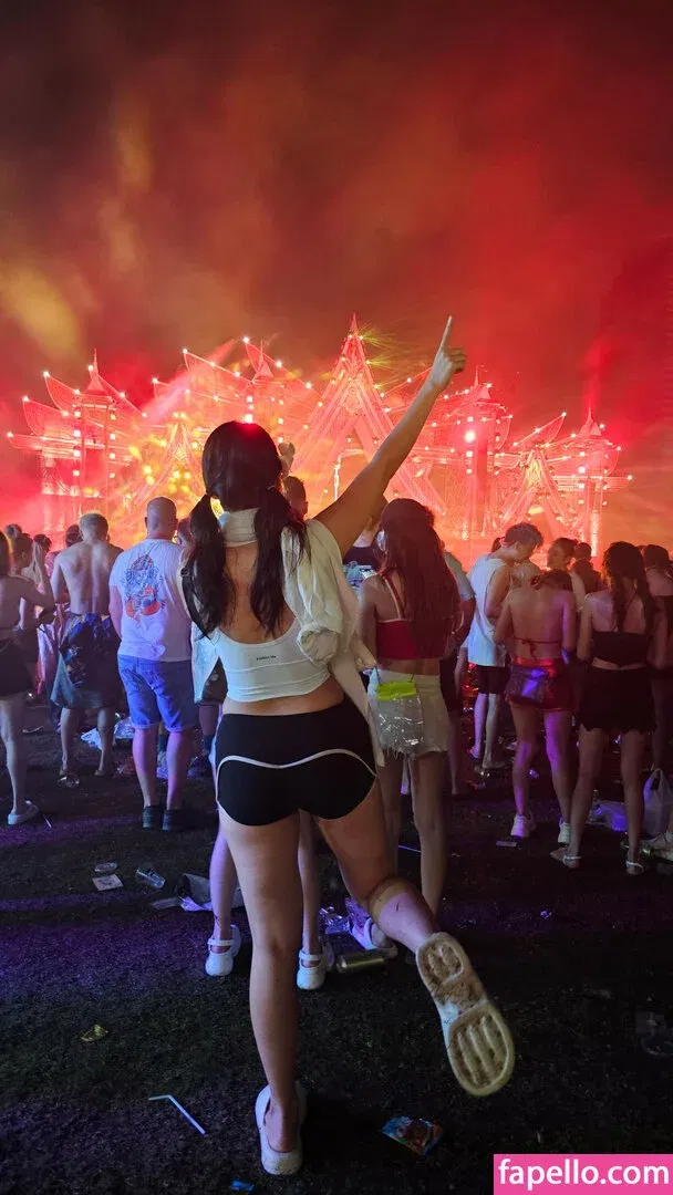 Yuggie_TV Onlyfans Photo Gallery 