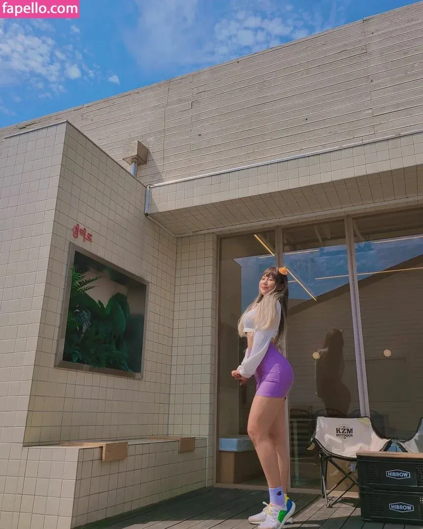 Yuggie_TV Onlyfans Photo Gallery 