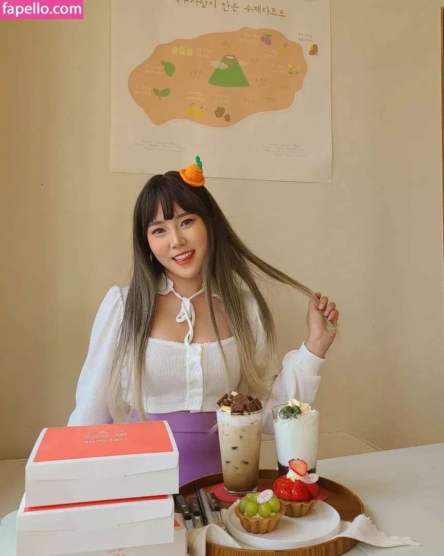 Yuggie_TV Onlyfans Photo Gallery 