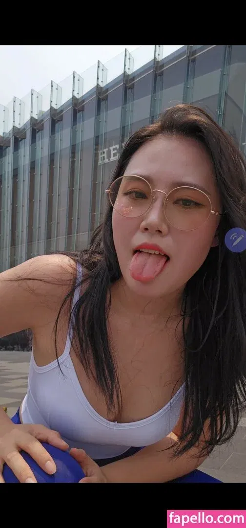 Yuggie_TV Onlyfans Photo Gallery 