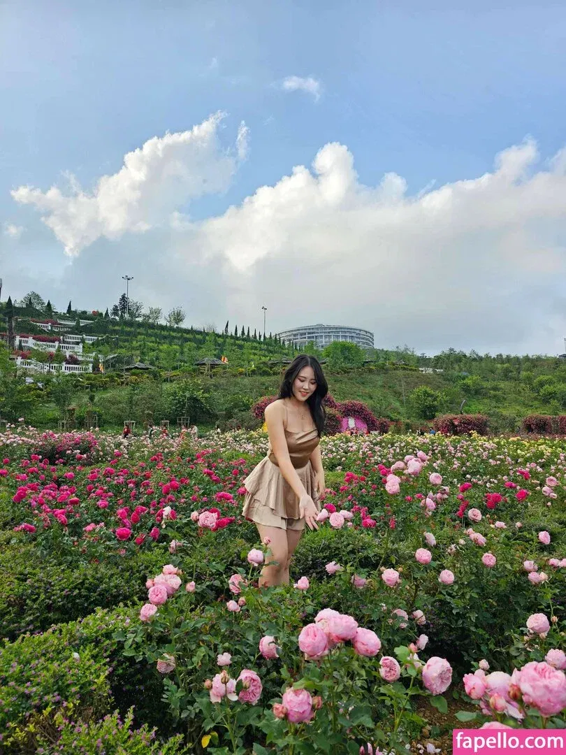 Yuggie_TV Onlyfans Photo Gallery 