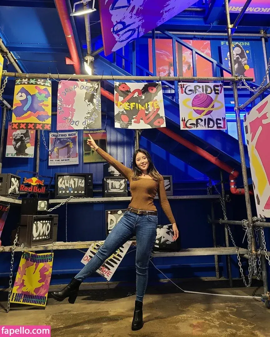 Yuggie_TV Onlyfans Photo Gallery 