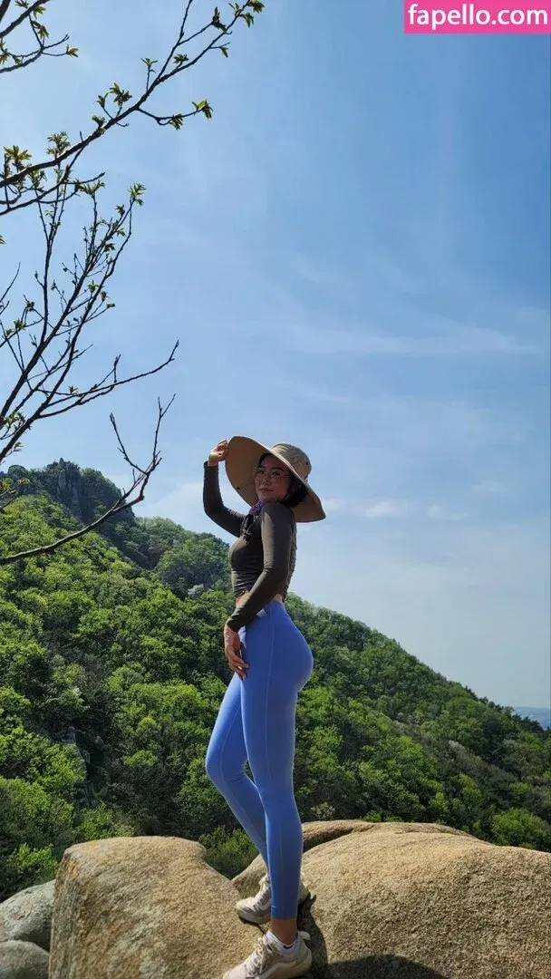 Yuggie_TV Onlyfans Photo Gallery 