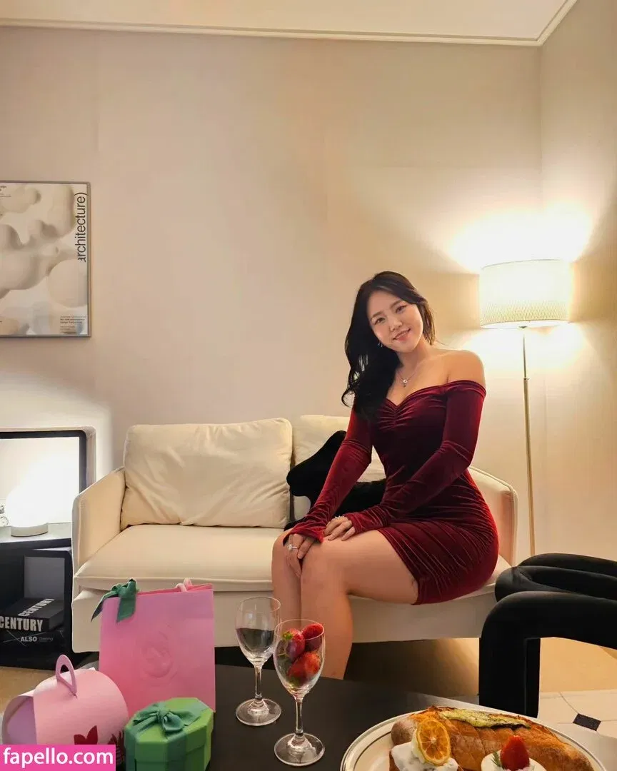 Yuggie_TV Onlyfans Photo Gallery 