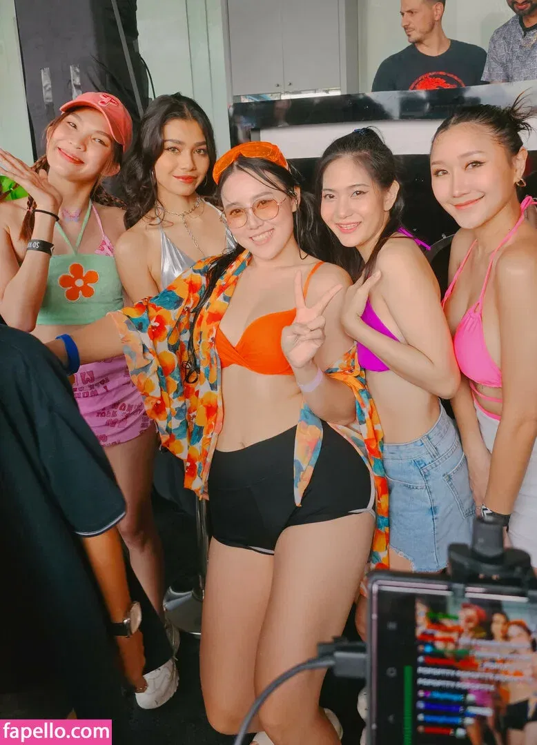 Yuggie_TV Onlyfans Photo Gallery 