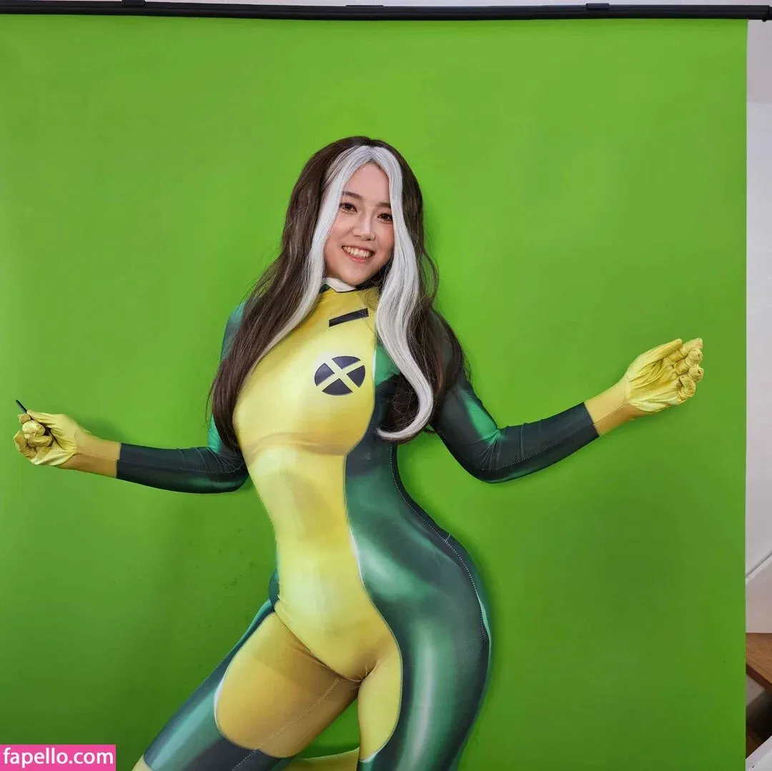 Yuggie_TV Onlyfans Photo Gallery 