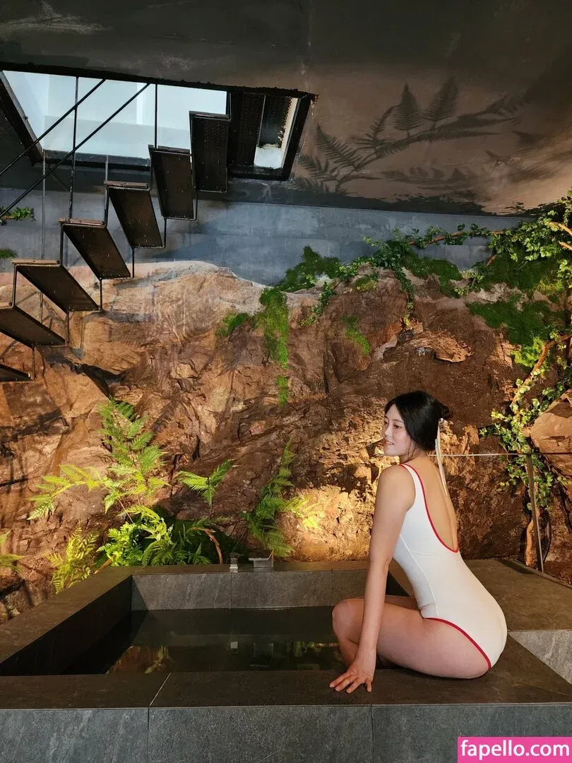 Yuggie_TV Onlyfans Photo Gallery 