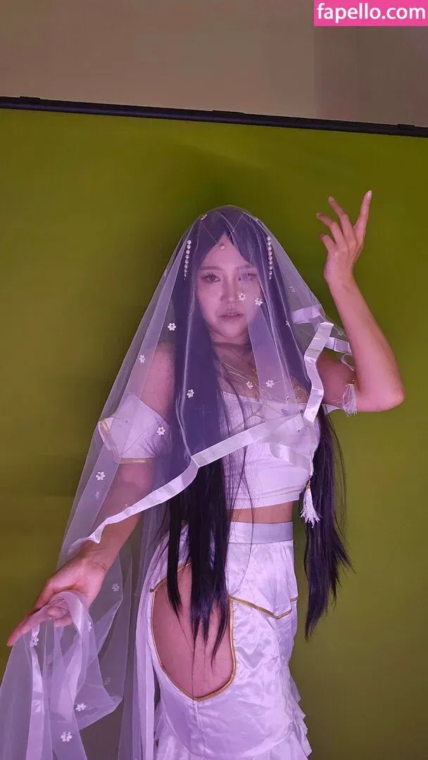 Yuggie_TV Onlyfans Photo Gallery 