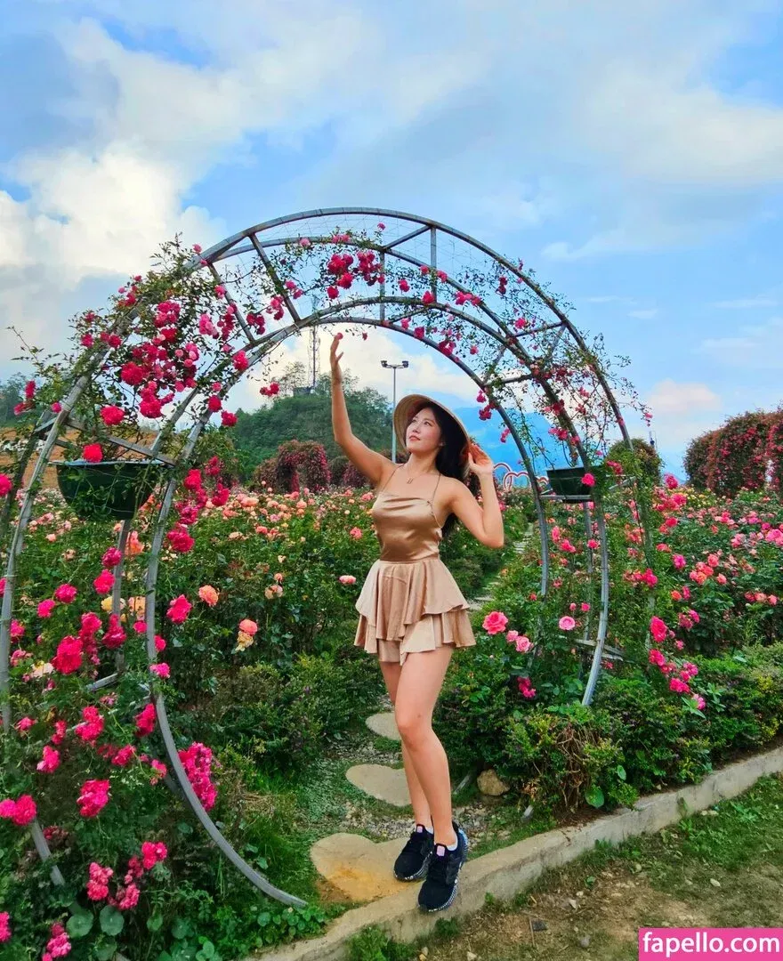 Yuggie_TV Onlyfans Photo Gallery 