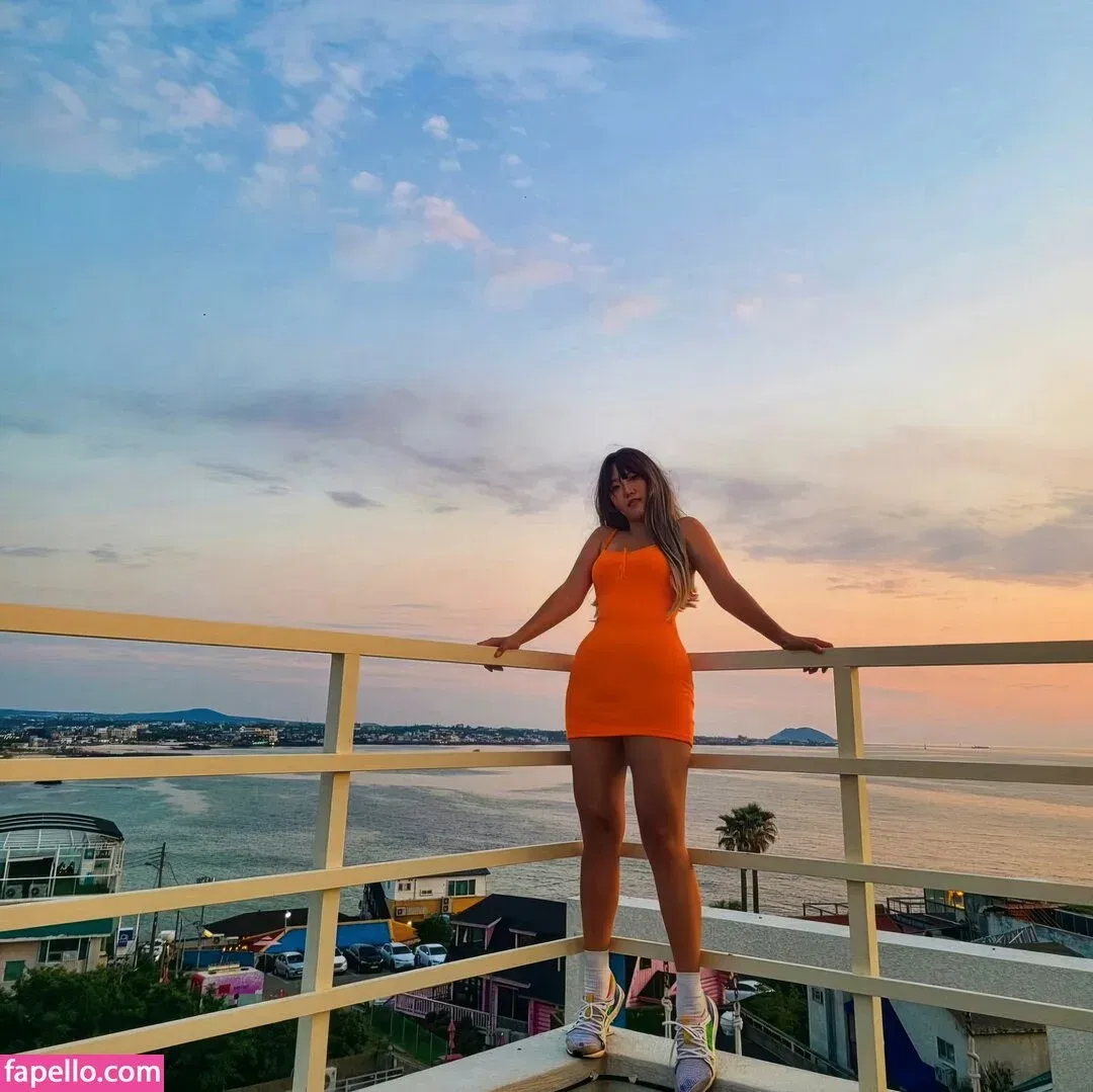 Yuggie_TV Onlyfans Photo Gallery 