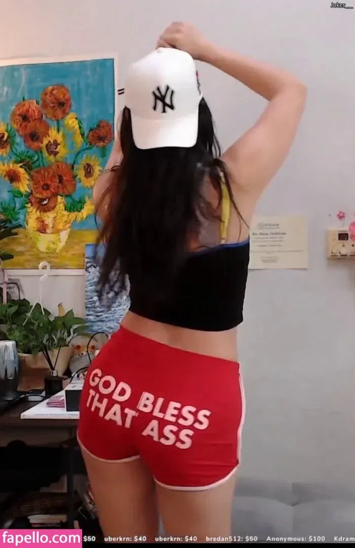 Yuggie_TV Onlyfans Photo Gallery 