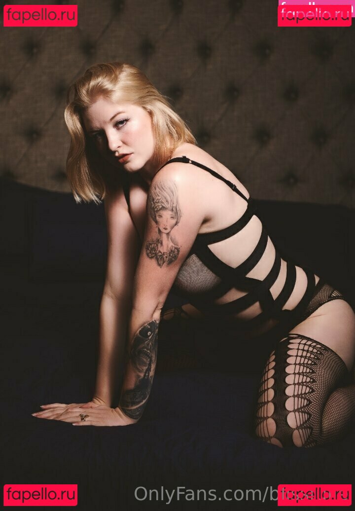 blissfulellie / blissfulle Onlyfans Photo Gallery 