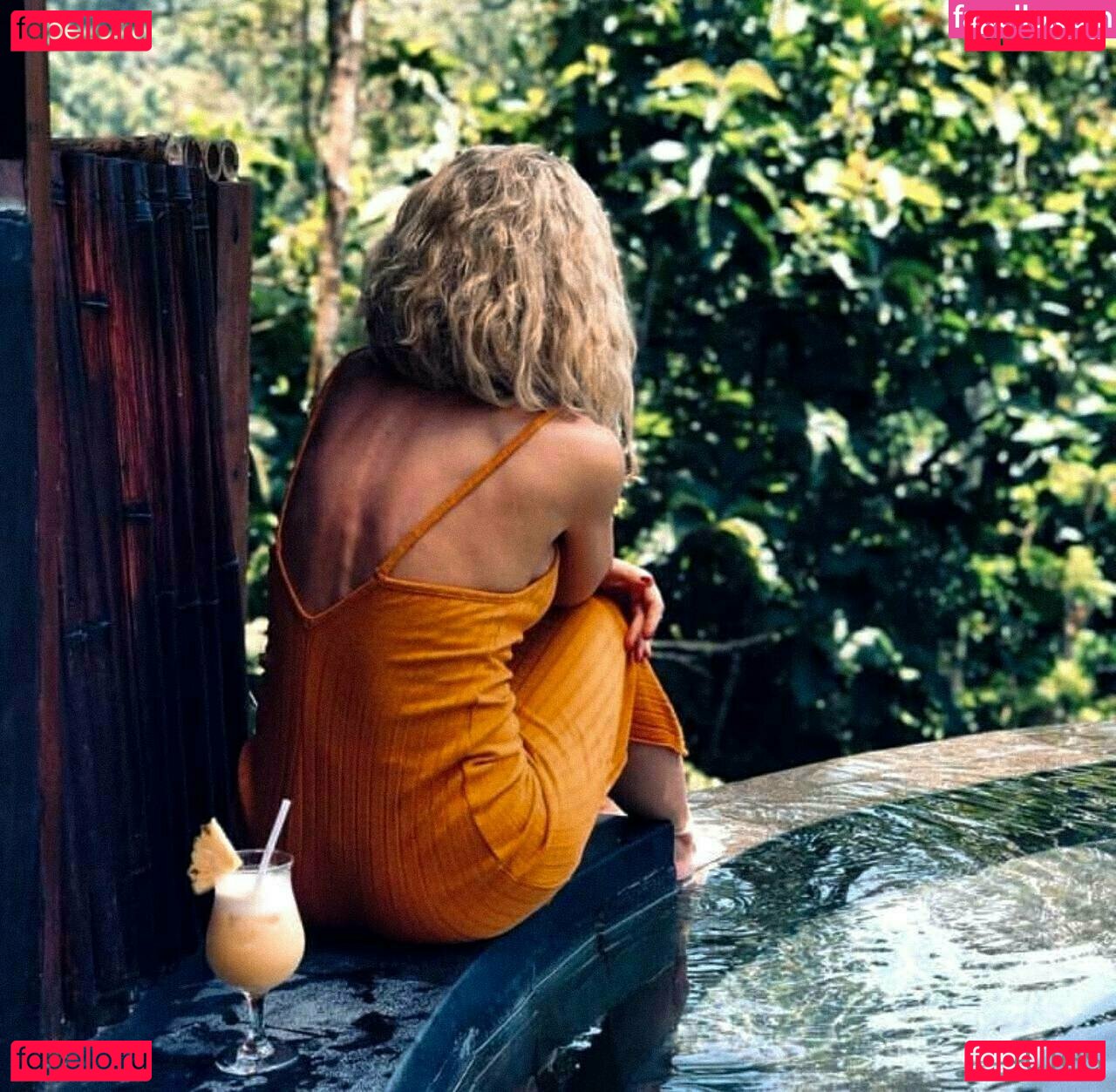 Julesblodna39 / jsantos1111 Onlyfans Photo Gallery 