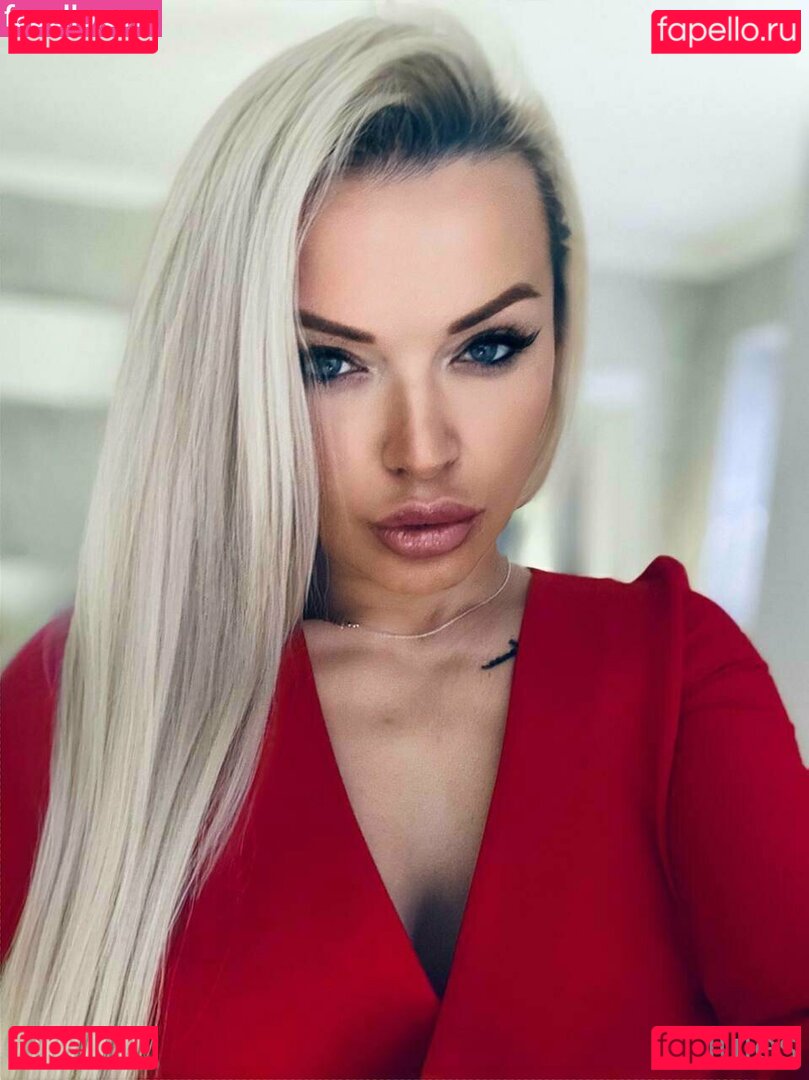 Julesblodna39 / jsantos1111 Onlyfans Photo Gallery 