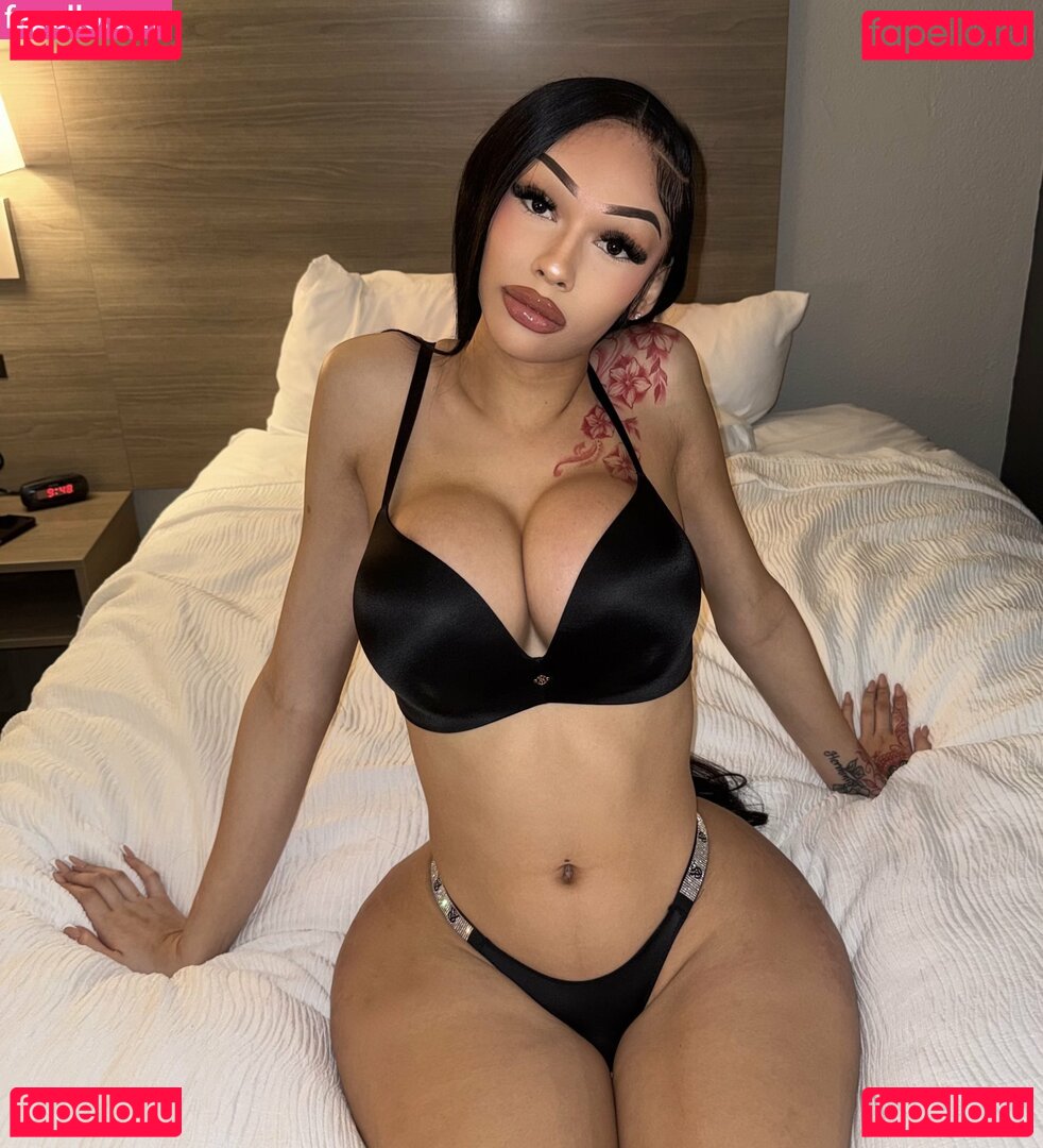 Jaslyn Baby / SideNiggaTrizzy / gaktrizzy / itsjustjaslyn / jaslynbabyy / jaslynnbabyy / jaslynnxo / letme_nut