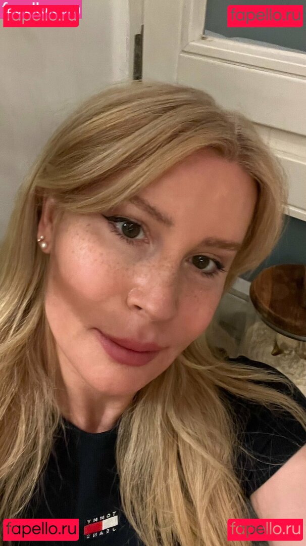 nikitakinka Onlyfans Photo Gallery 