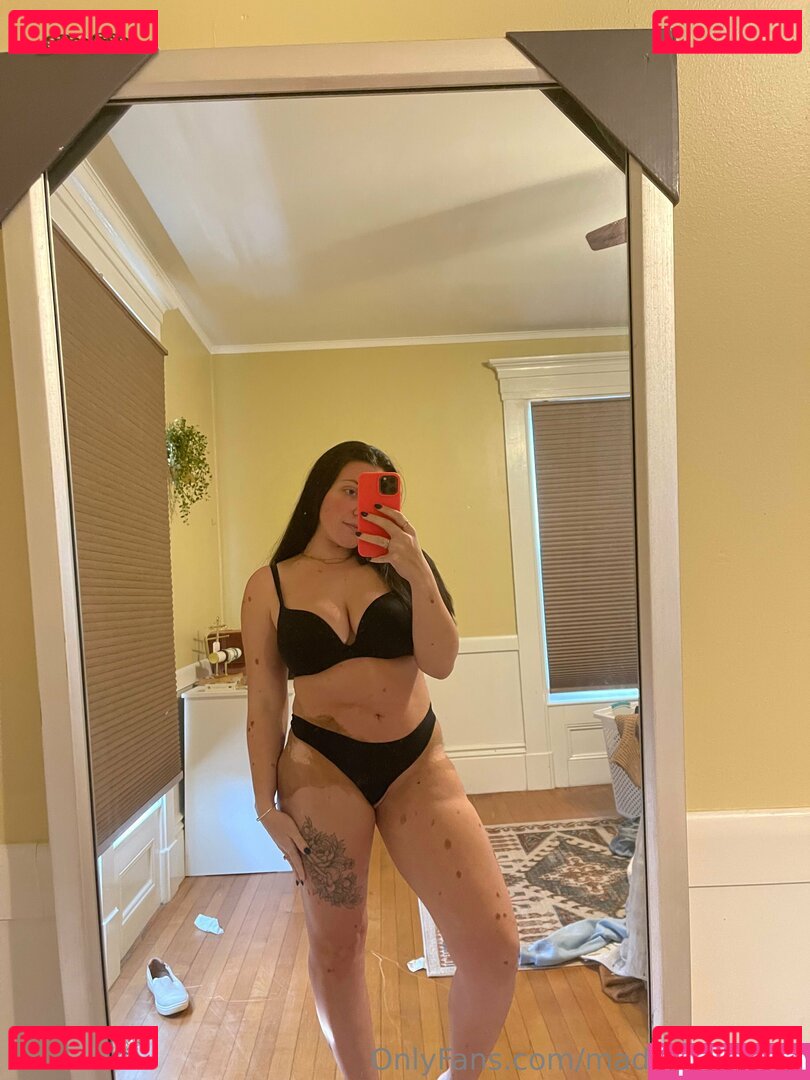 maddycupcake / madslewis Onlyfans Photo Gallery 