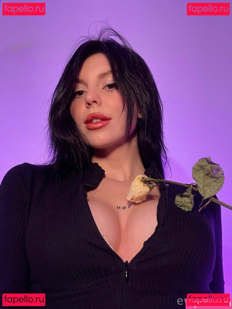 evasoda / evasodaa Onlyfans Photo Gallery 