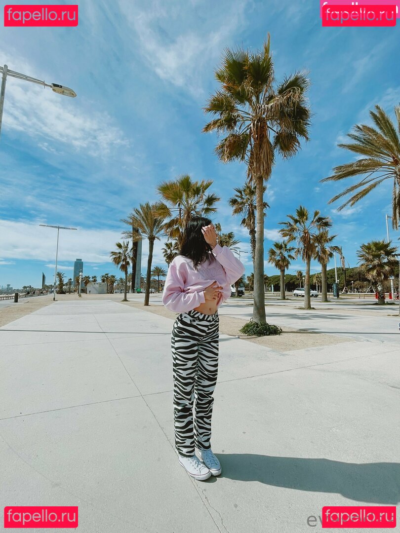 evasoda / evasodaa Onlyfans Photo Gallery 