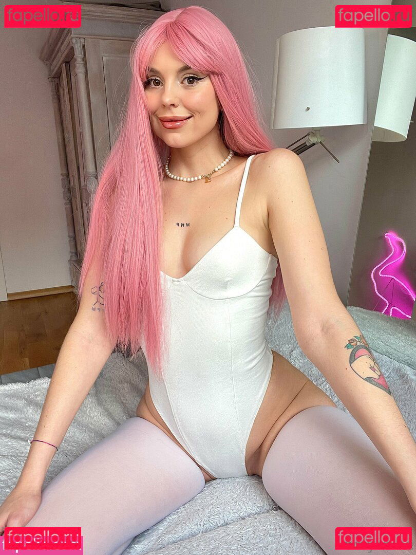 evasoda / evasodaa Onlyfans Photo Gallery 