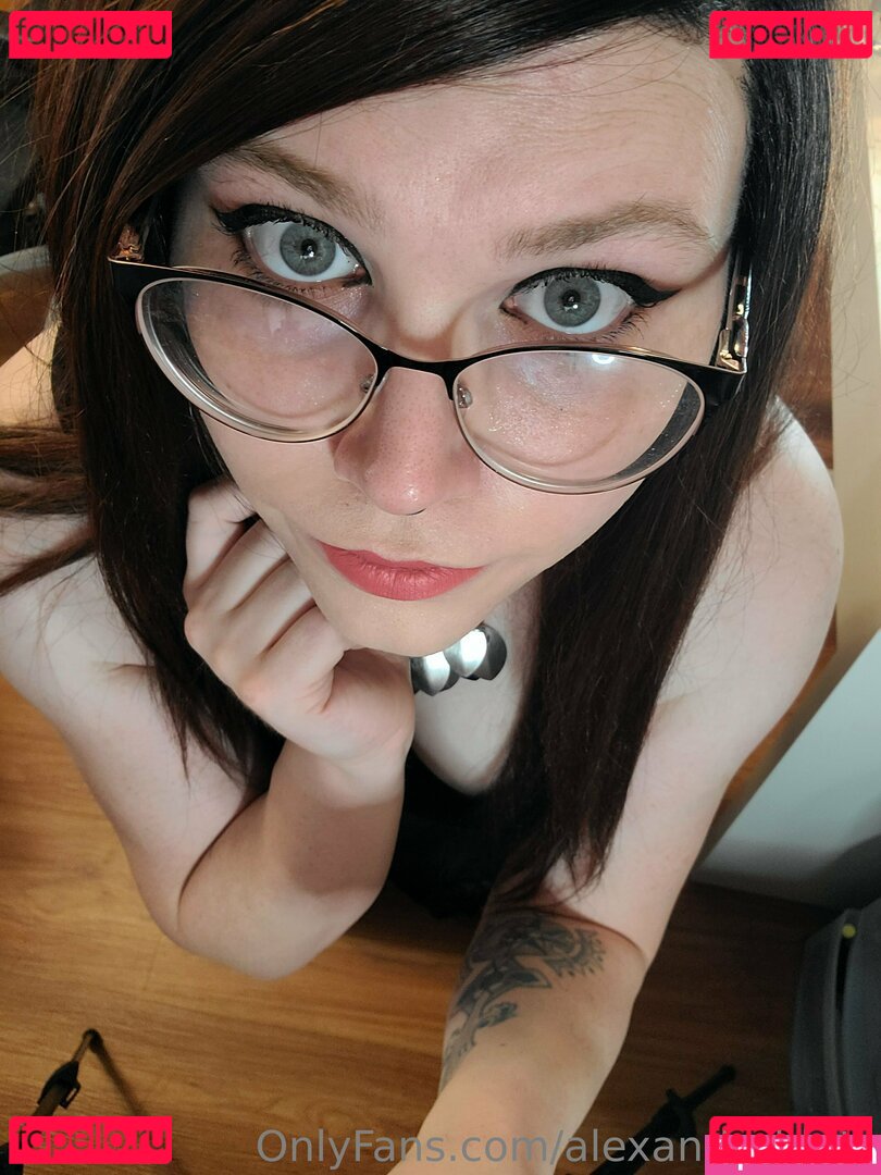 alexandrabbit / alexandrabbits Onlyfans Photo Gallery 