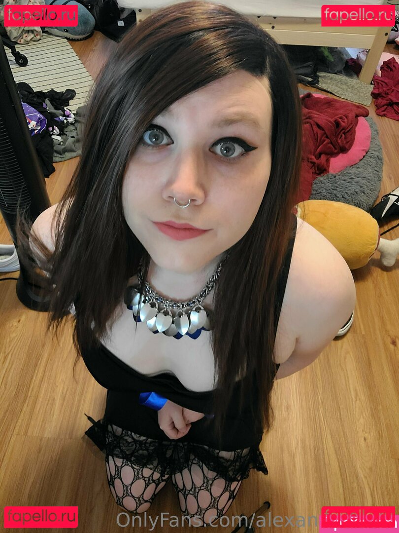 alexandrabbit / alexandrabbits Onlyfans Photo Gallery 