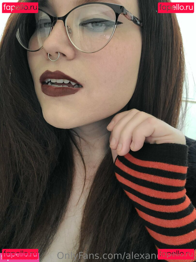 alexandrabbit / alexandrabbits Onlyfans Photo Gallery 