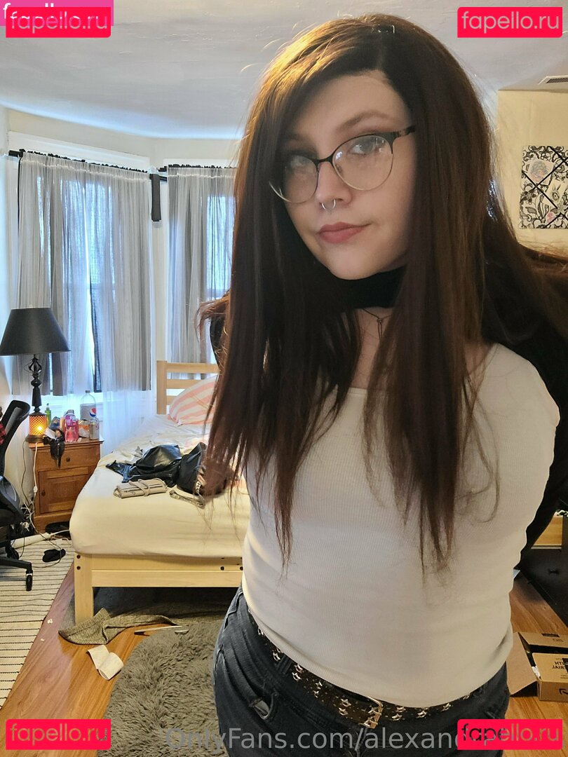 alexandrabbit / alexandrabbits Onlyfans Photo Gallery 