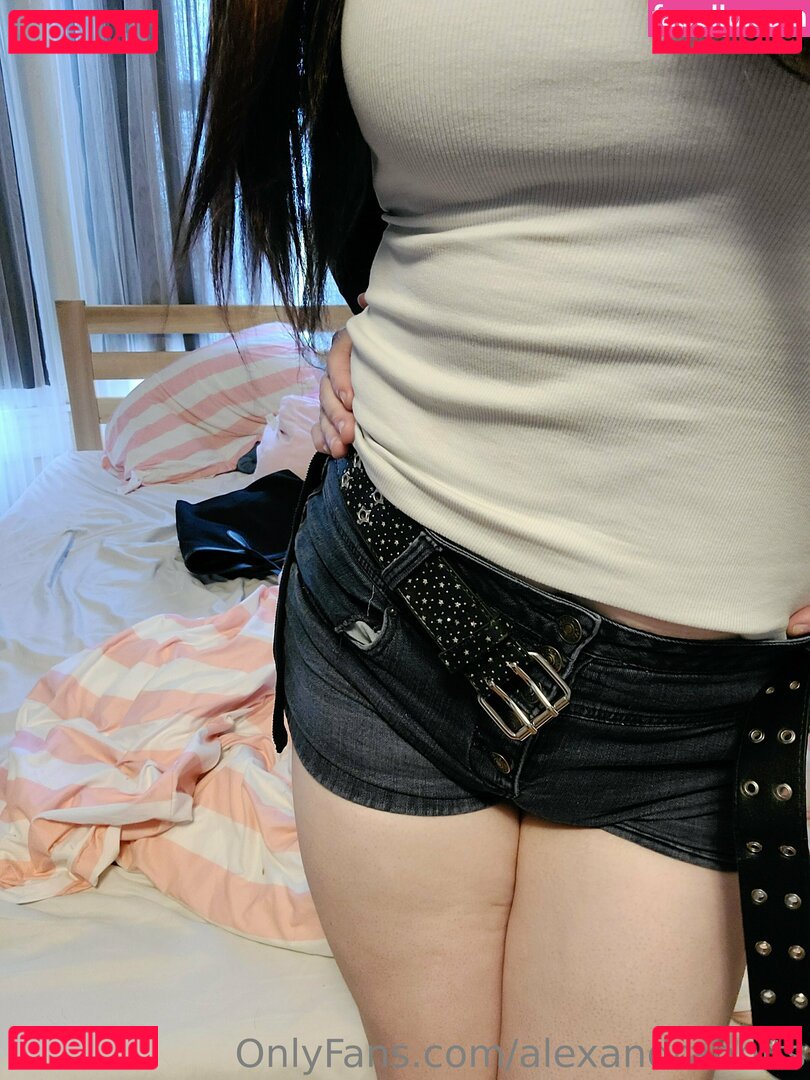 alexandrabbit / alexandrabbits Onlyfans Photo Gallery 