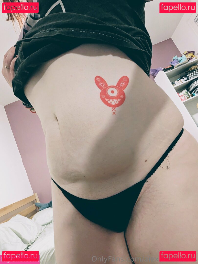 alexandrabbit / alexandrabbits Onlyfans Photo Gallery 