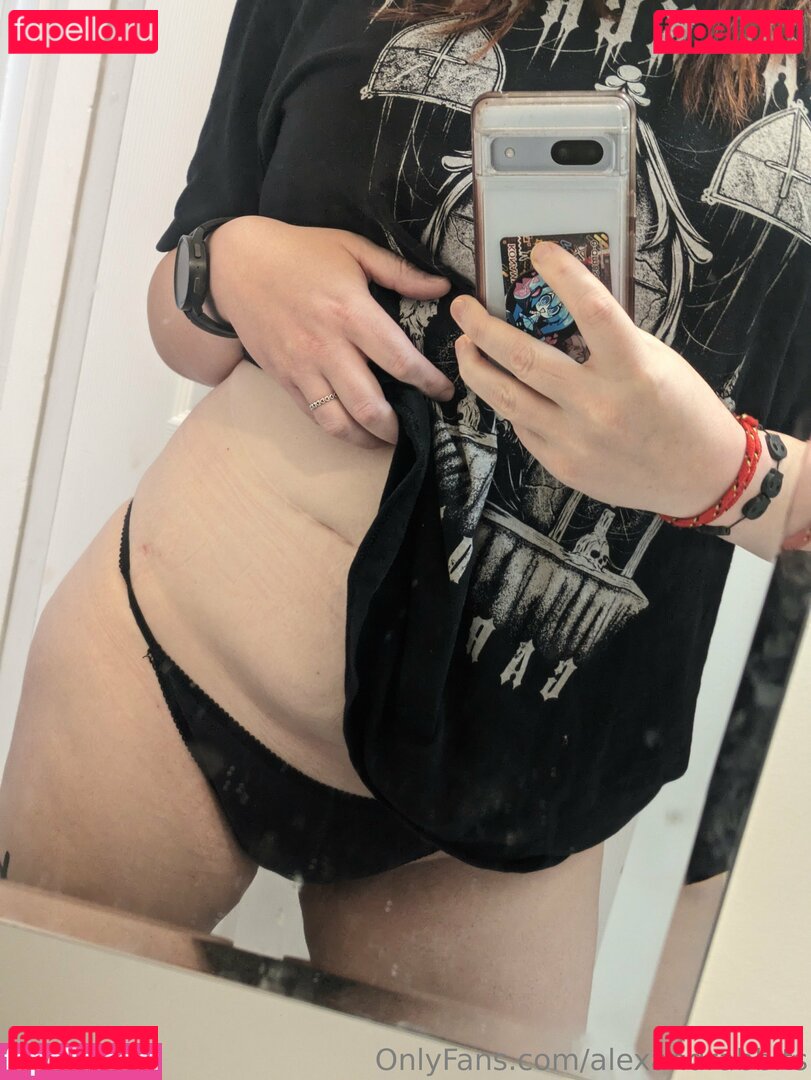 alexandrabbit / alexandrabbits Onlyfans Photo Gallery 