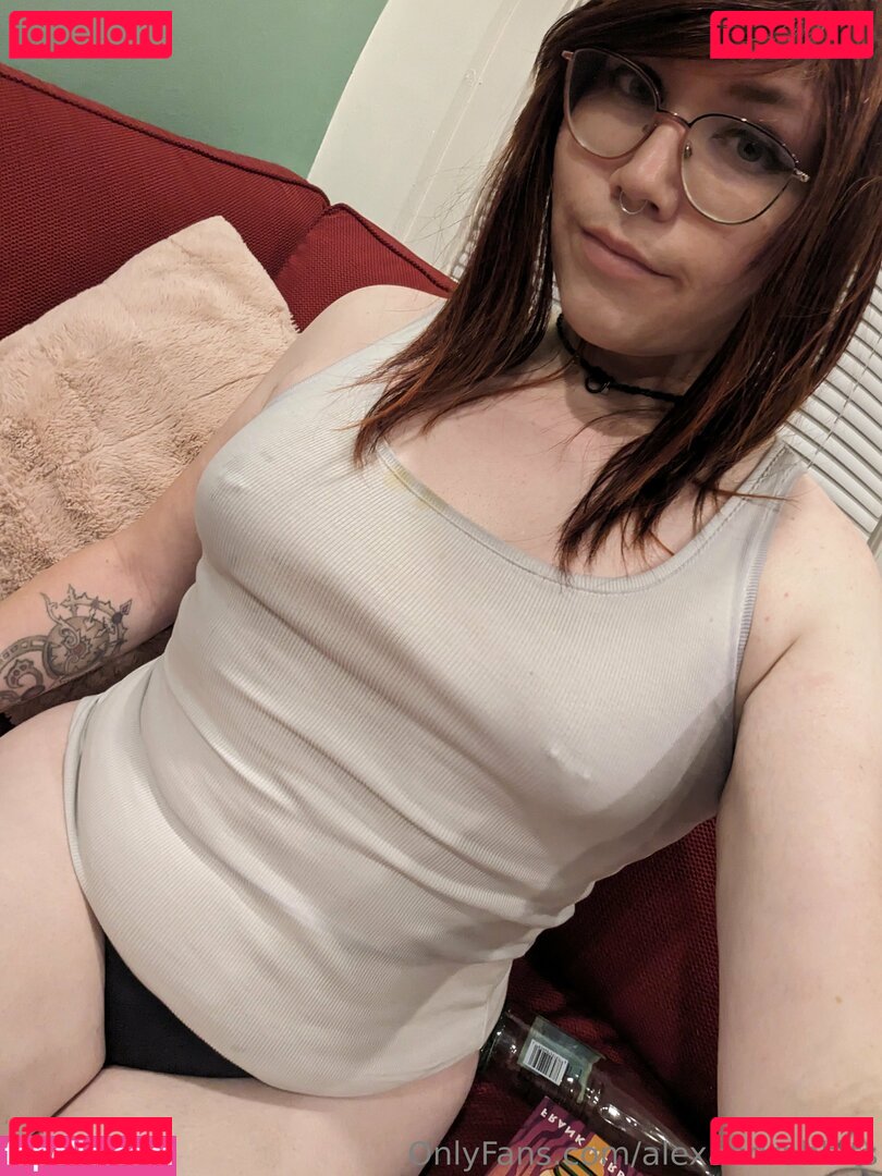 alexandrabbit / alexandrabbits Onlyfans Photo Gallery 