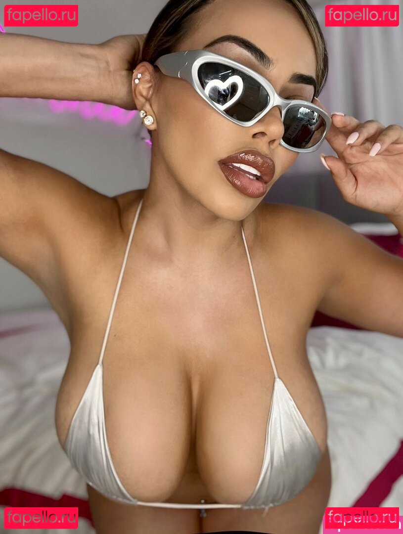 bbblove / bbblove419 / tsunamii419 Onlyfans Photo Gallery 