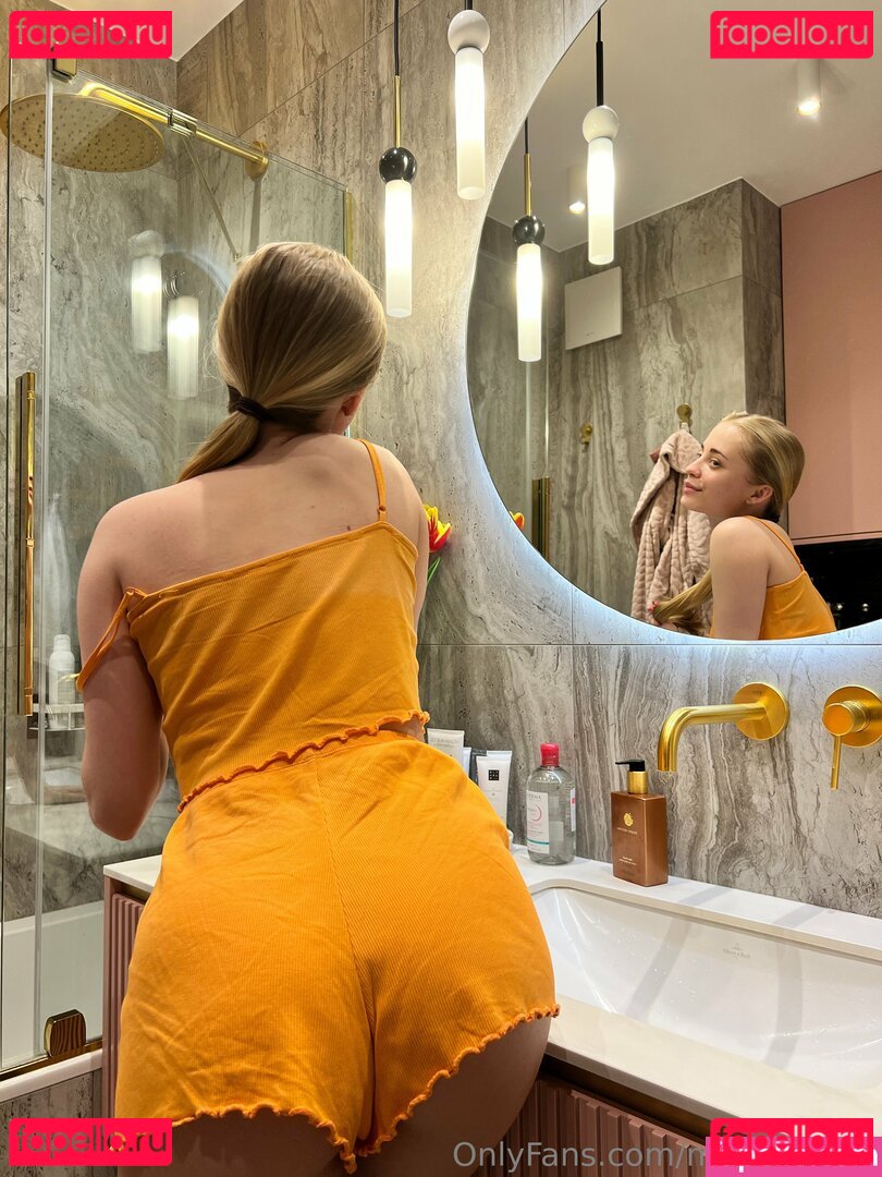 kqleha_maria_0r238 / m_mashaxx Onlyfans Photo Gallery 