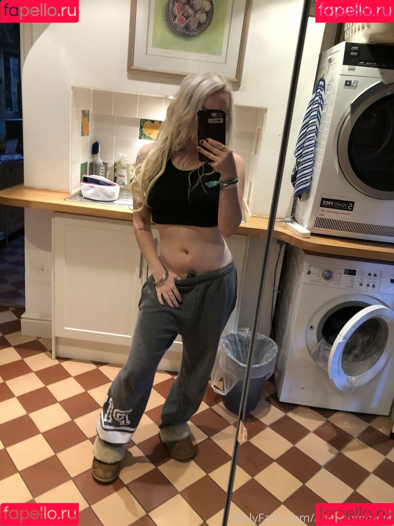 annanicolefree Onlyfans Photo Gallery 