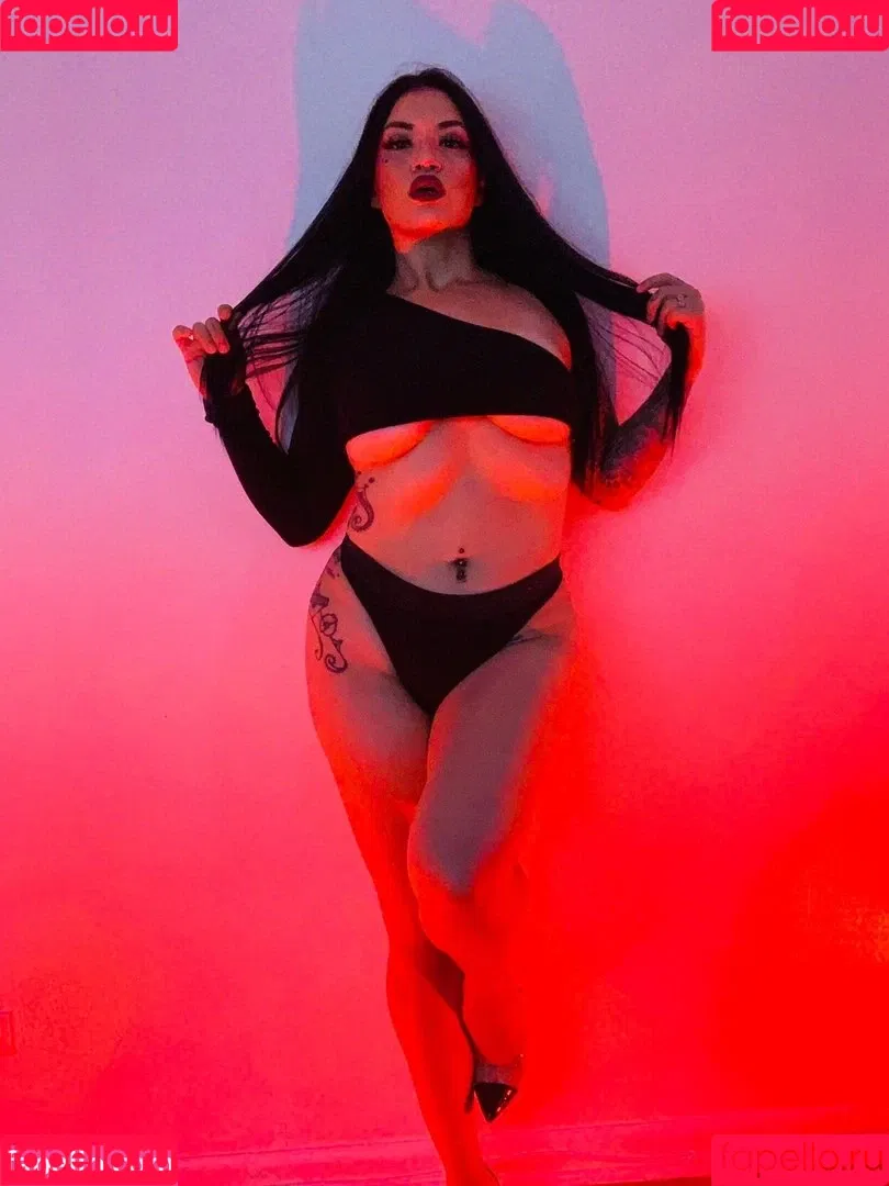 Shaul Guerrero Onlyfans Photo Gallery 