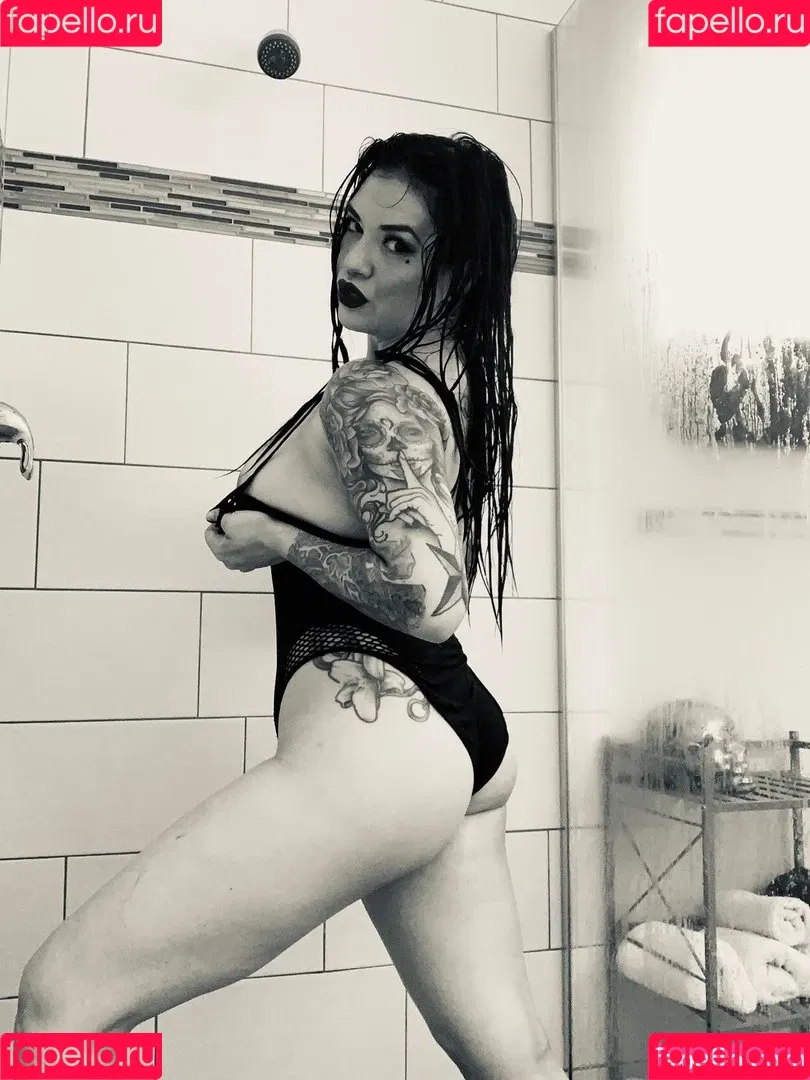Shaul Guerrero Onlyfans Photo Gallery 