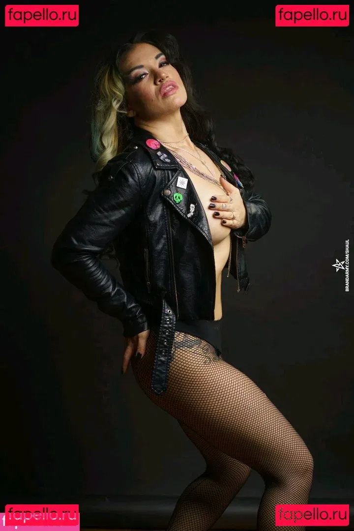 Shaul Guerrero Onlyfans Photo Gallery 