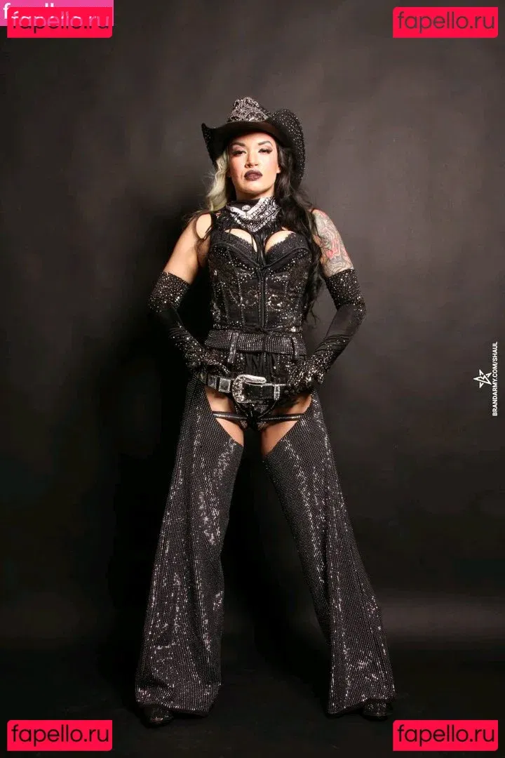 Shaul Guerrero Onlyfans Photo Gallery 