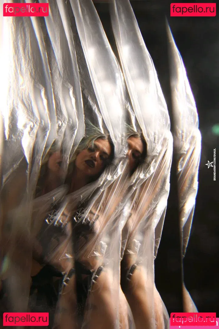 Shaul Guerrero Onlyfans Photo Gallery 