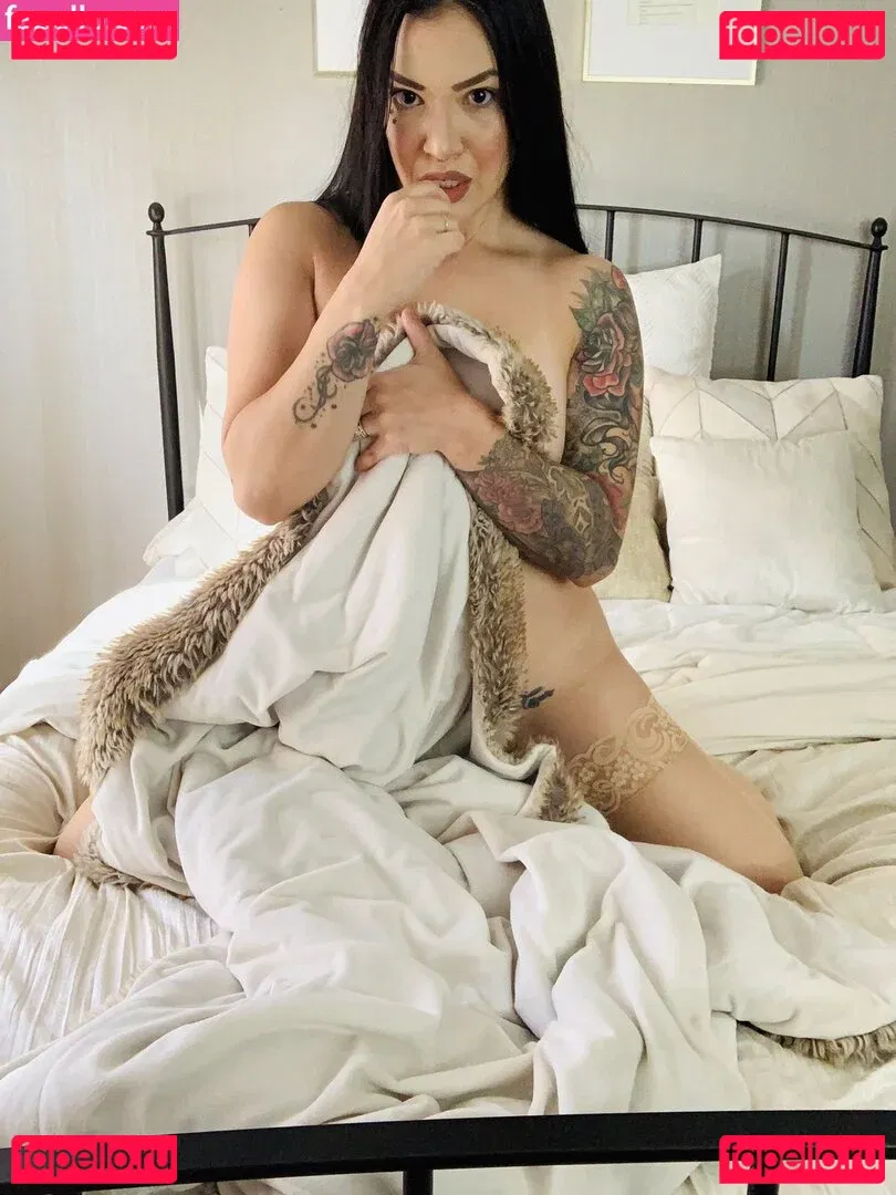 Shaul Guerrero Onlyfans Photo Gallery 