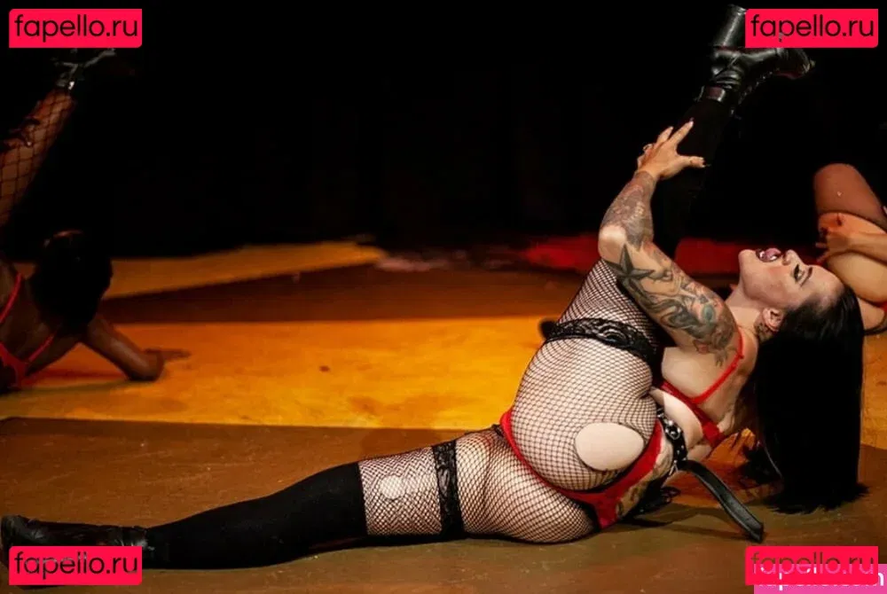 Shaul Guerrero Onlyfans Photo Gallery 